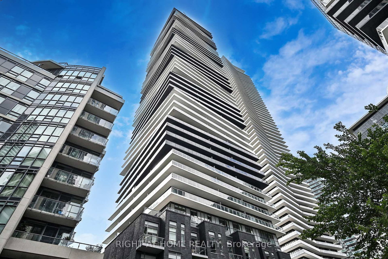 56-annie-craig-drive-etobicoke-ontario-w12883870