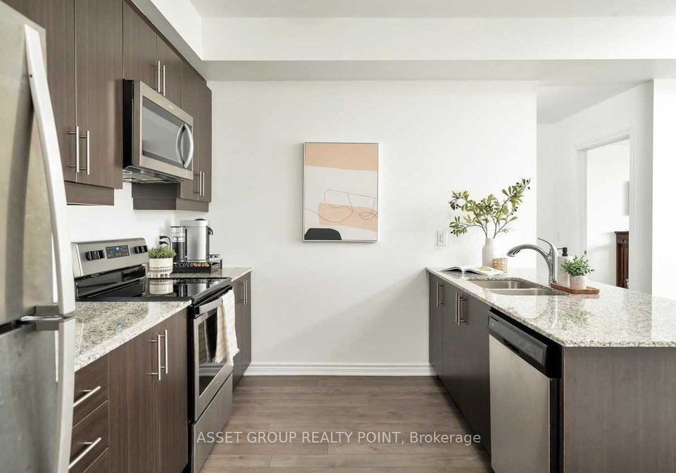 150-oak-park-boulevard-oakville-ontario-w12884532