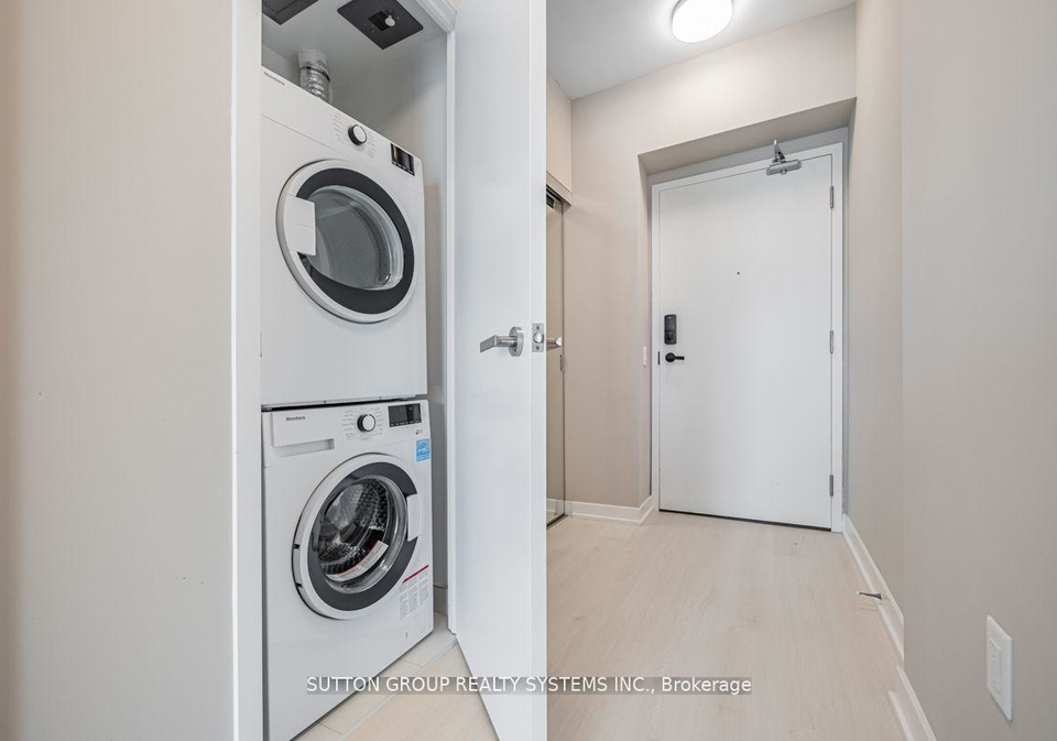 3900-confederation-parkway-mississauga-ontario-w12884622