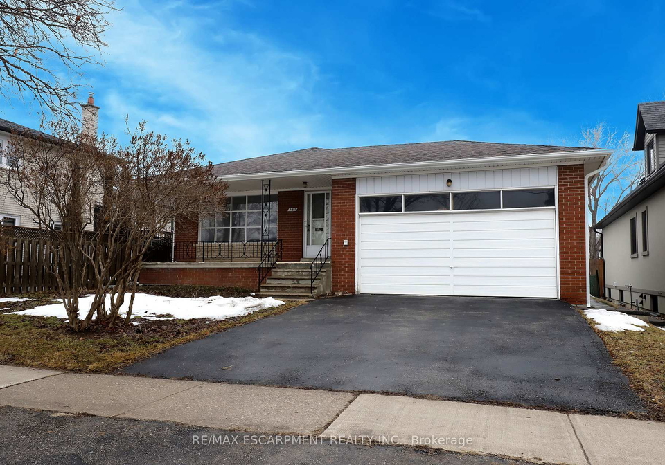 952-mississauga-valley-boulevard-mississauga-ontario-w12884686