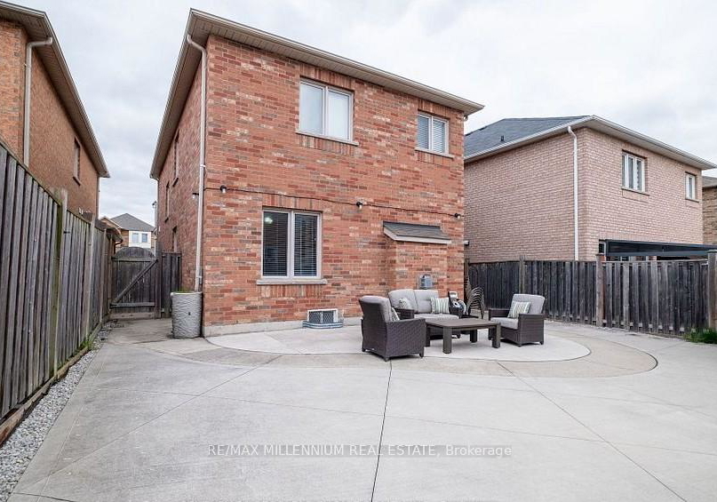 66-attview-crescent-brampton-ontario-w12884756