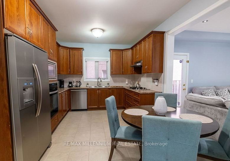 66-attview-crescent-brampton-ontario-w12884756