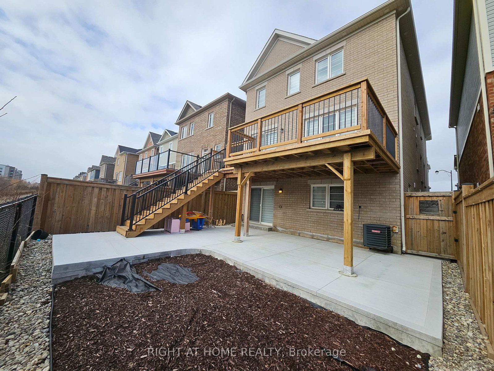 1290-duignan-crescent-milton-ontario-w12885138