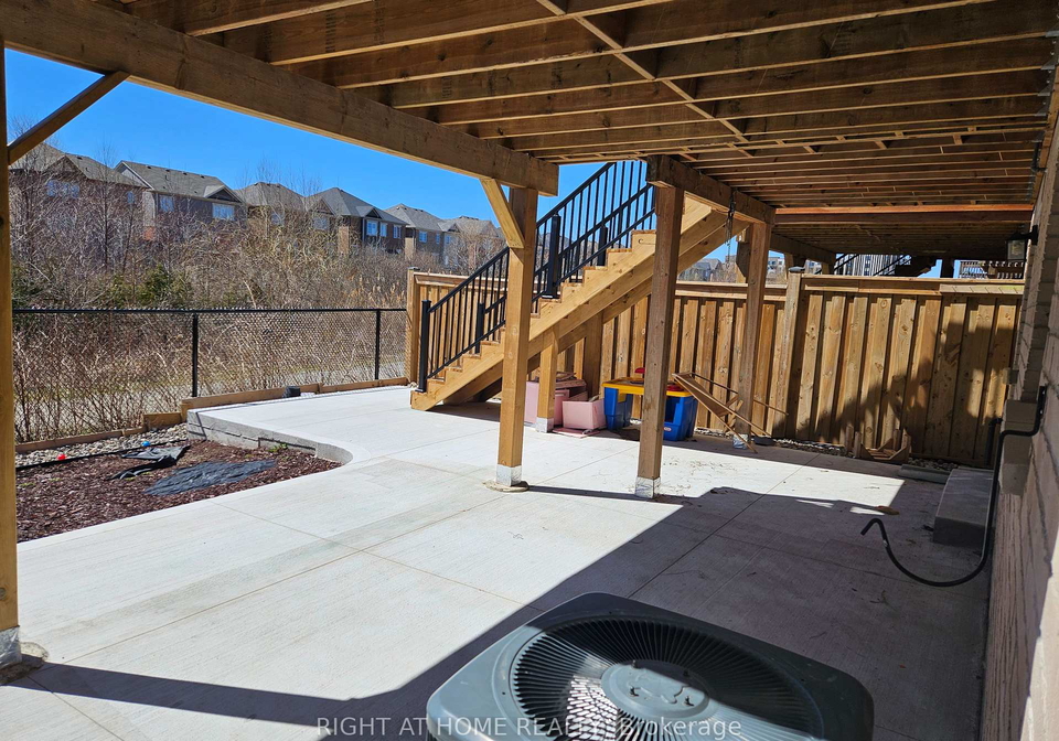 1290-duignan-crescent-milton-ontario-w12885138
