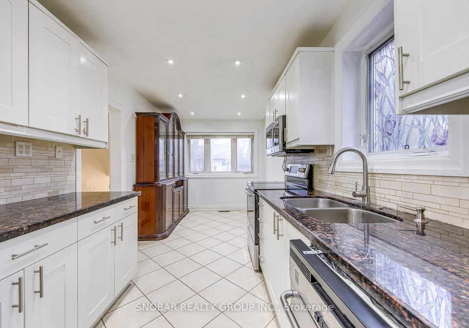 31-genthorn-avenue-etobicoke-ontario-w12885252
