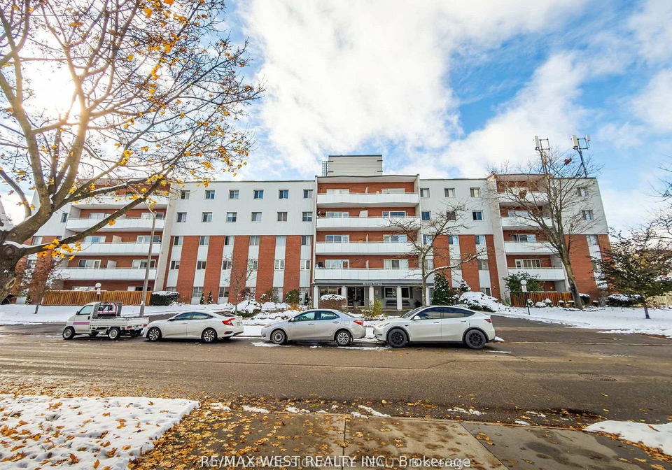 2485-woking-crescent-mississauga-ontario-w12885316