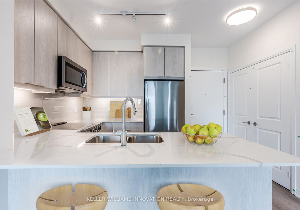 15-watergarden-drive-mississauga-ontario-w12885346