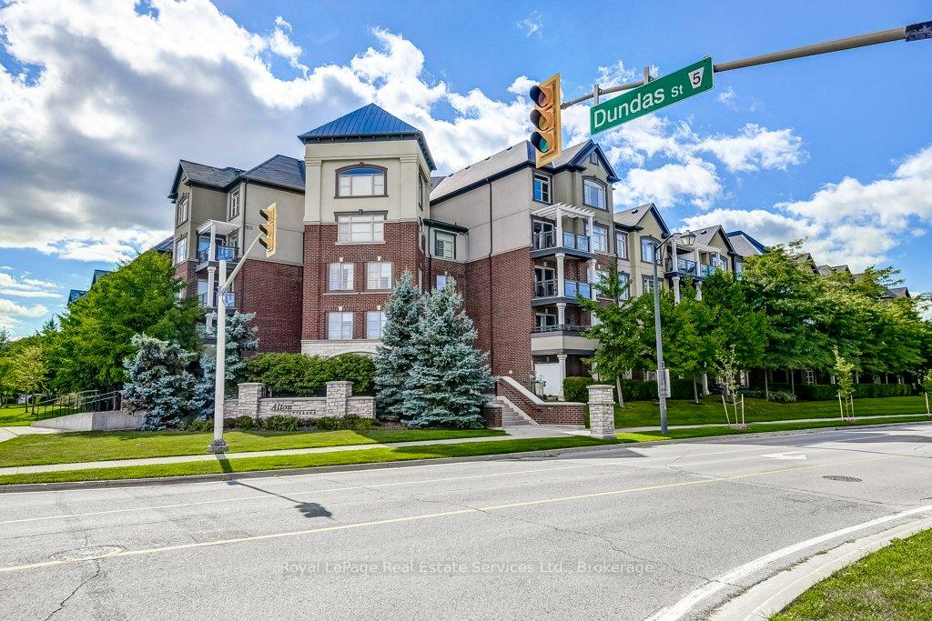 3060-rotary-way-w-burlington-ontario-w12885446