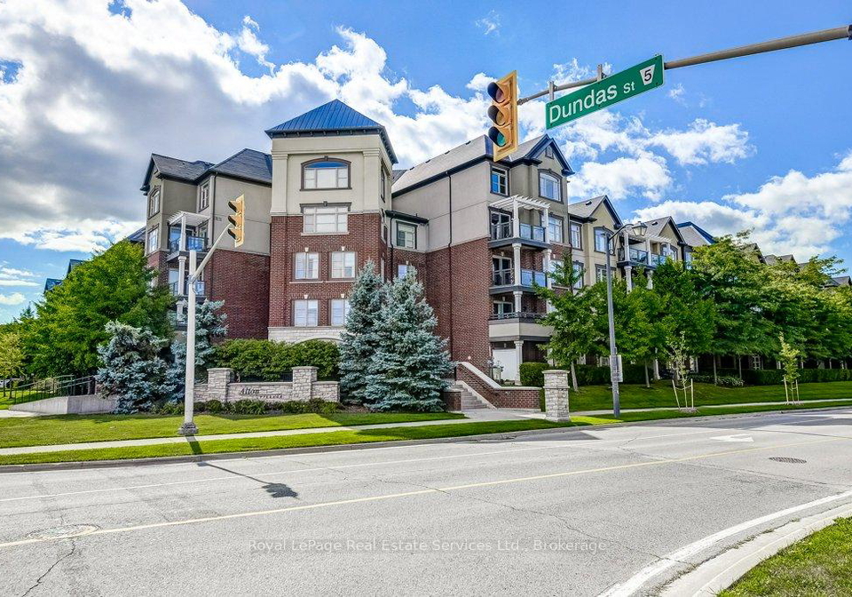 3060-rotary-way-w-burlington-ontario-w12885446