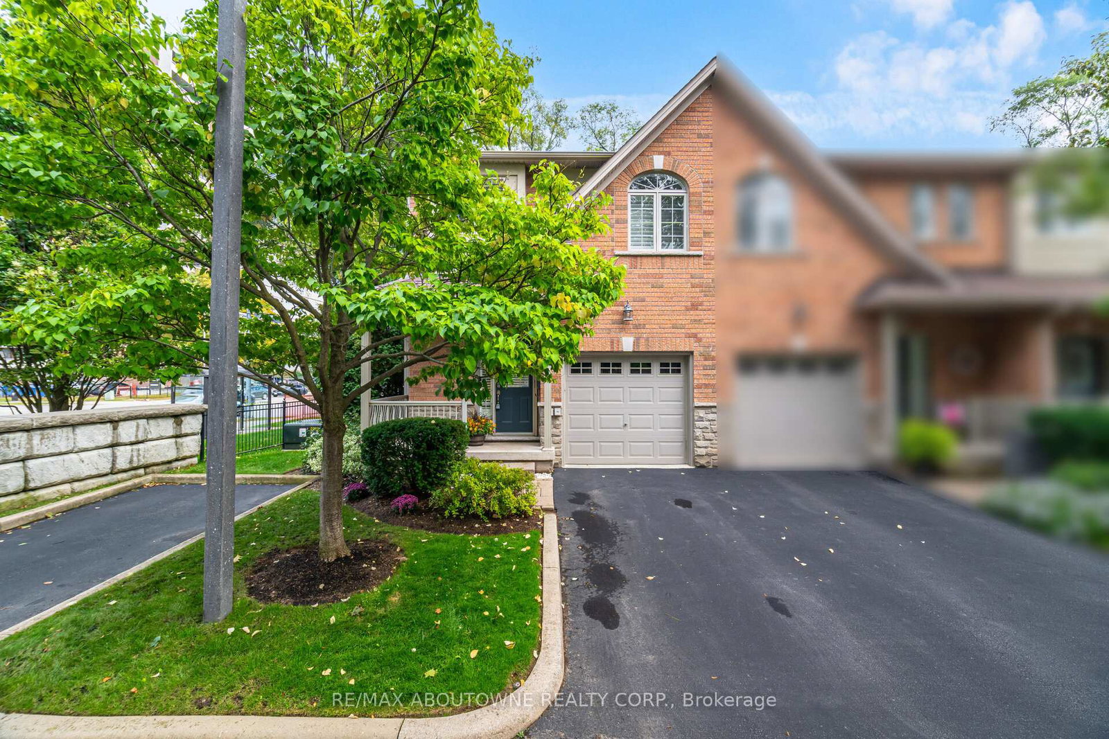 540-guelph-line-burlington-ontario-w12885802