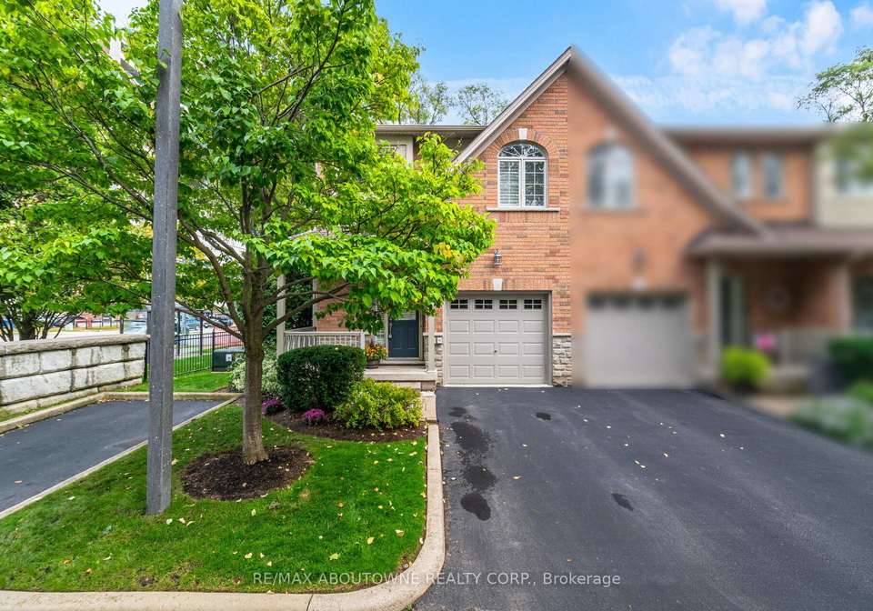 540-guelph-line-burlington-ontario-w12885802