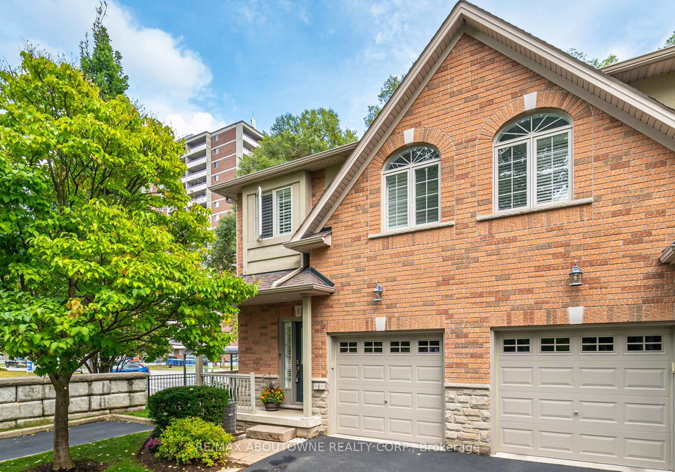 540-guelph-line-burlington-ontario-w12885802