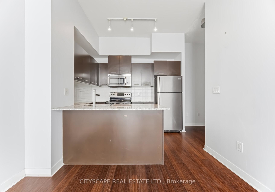 360-square-one-drive-mississauga-ontario-w12885844