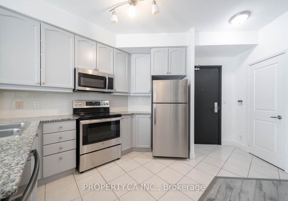 90-absolute-avenue-mississauga-ontario-w12885950