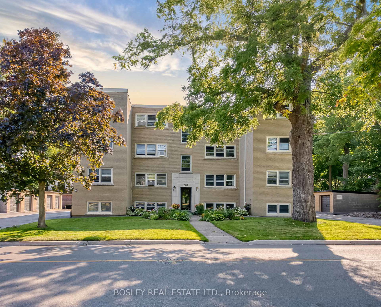 288-reynolds-street-oakville-ontario-w12886010