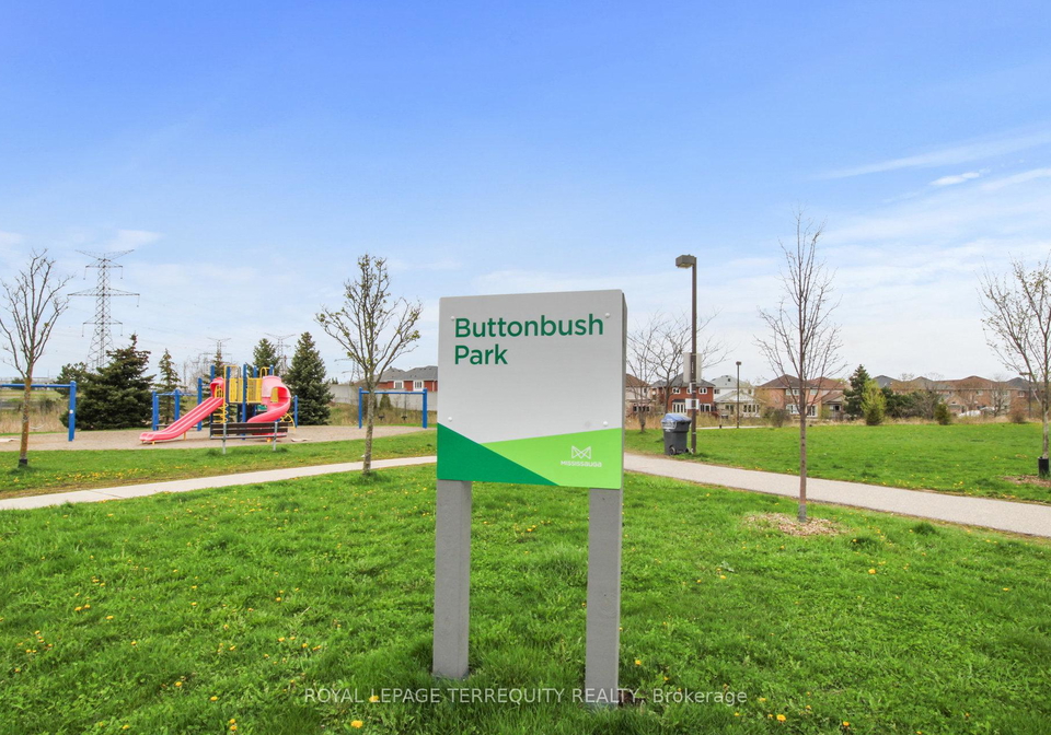 3647-partition-road-mississauga-ontario-w12886072