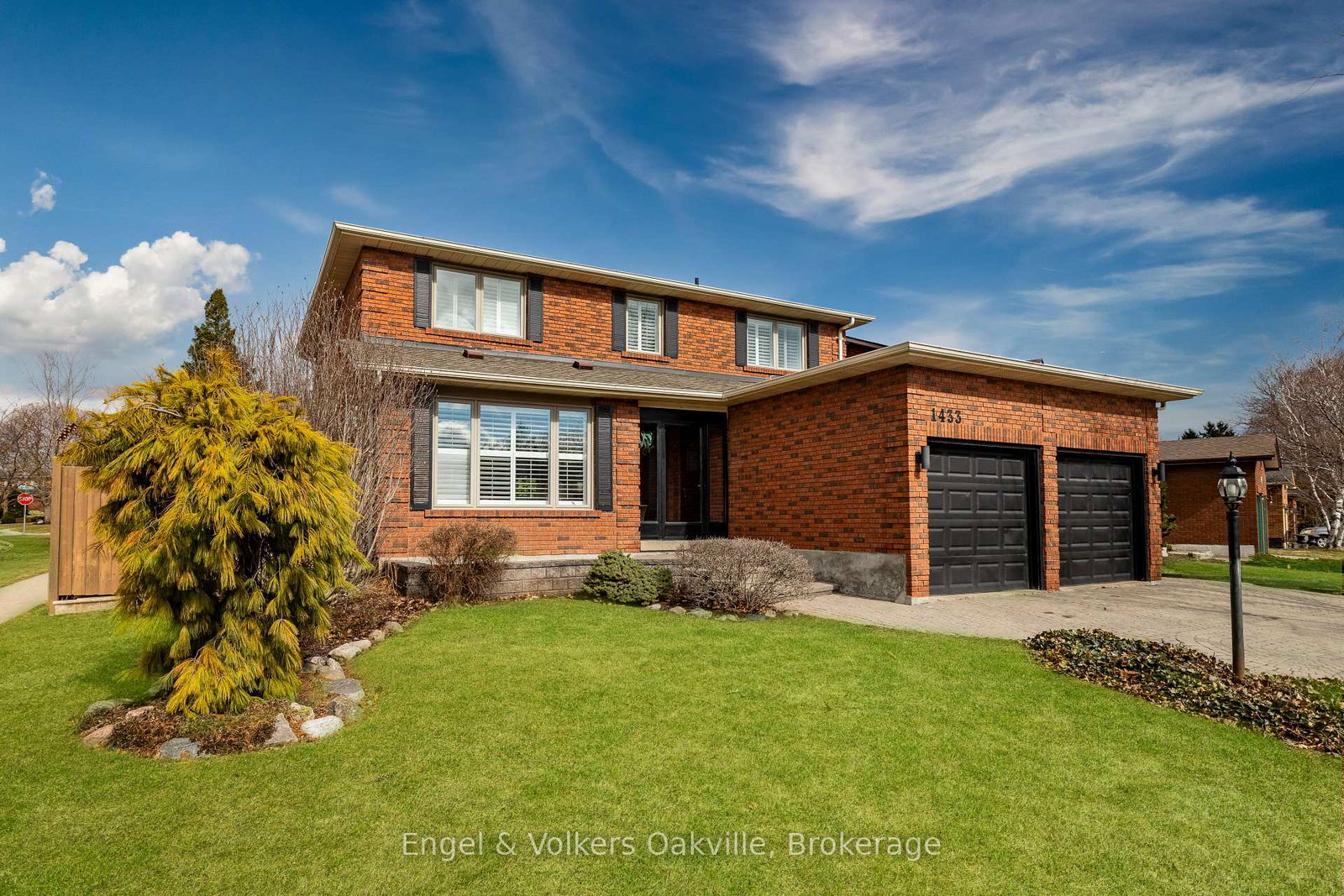 1433-kathleen-crescent-oakville-ontario-w12886298