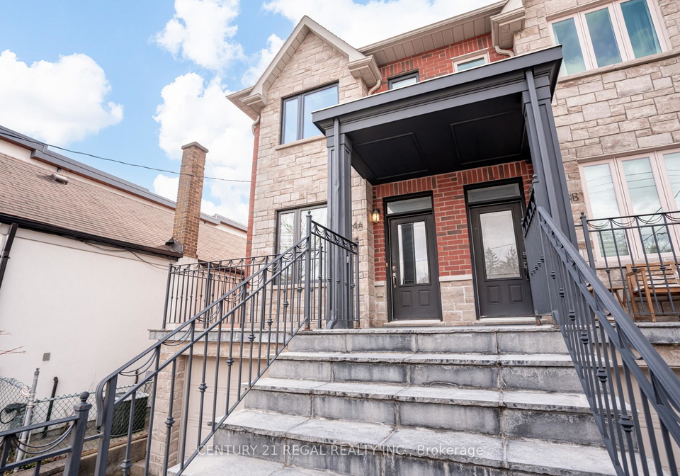 524a-mcroberts-avenue-toronto-ontario-w12886396