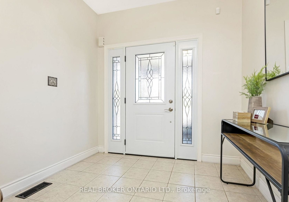 602-yates-drive-milton-ontario-w12886440