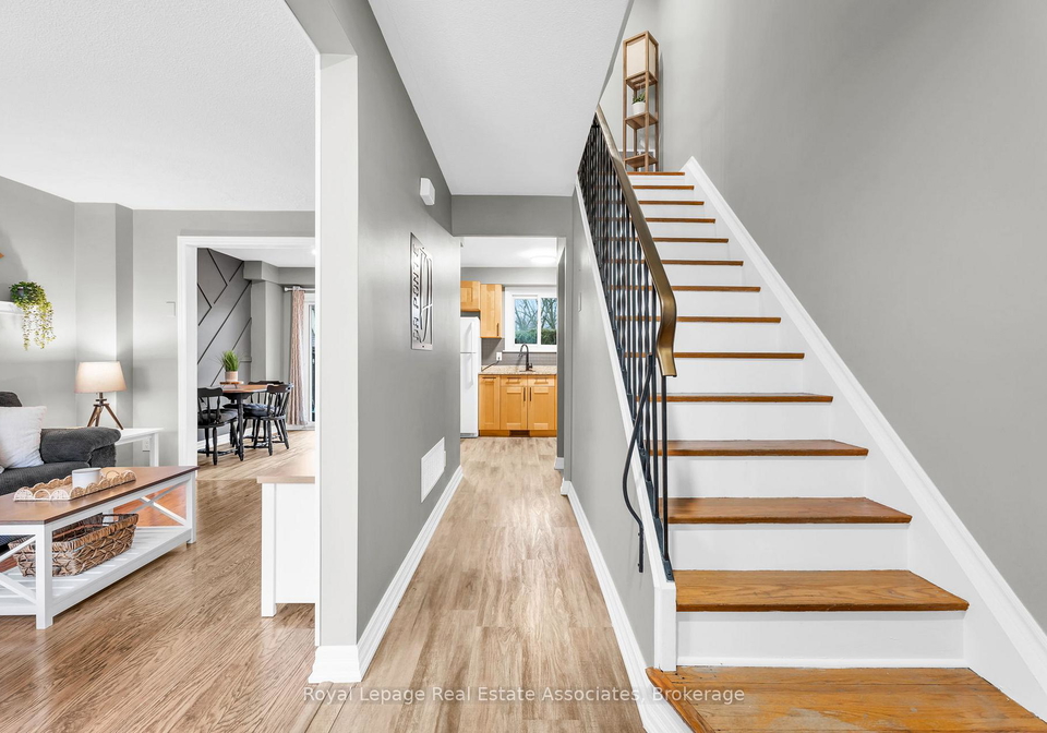 20-mountainview-road-s-halton-hills-ontario-w12886620