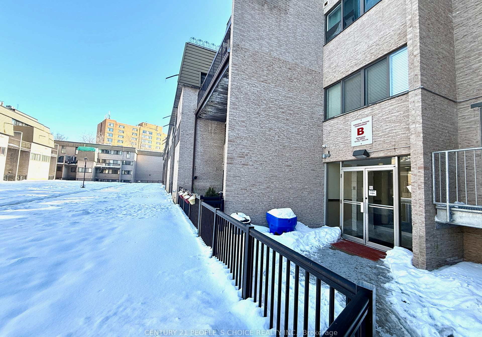 2095-roche-court-mississauga-ontario-w12886688