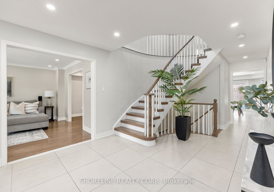 1689-copseholm-trail-mississauga-ontario-w12886756