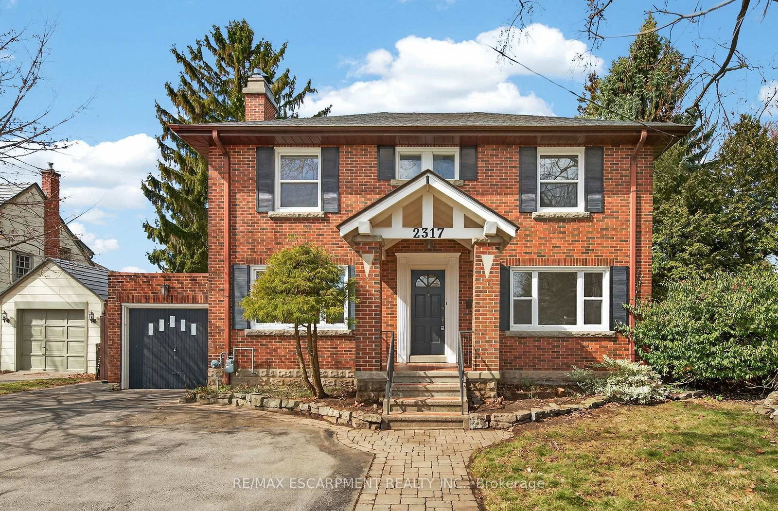 2317-lakeshore-road-burlington-ontario-w12886836