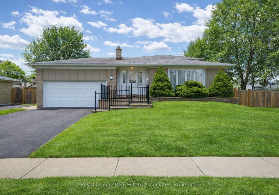 15-stockman-crescent-halton-hills-ontario-w12887234
