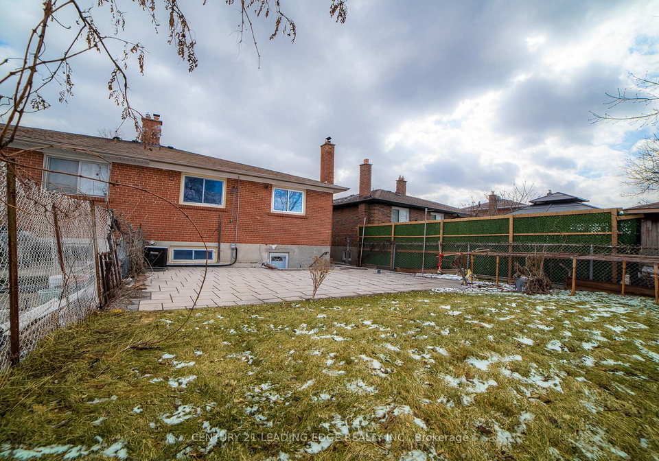 34-petiole-road-york-ontario-w12887406