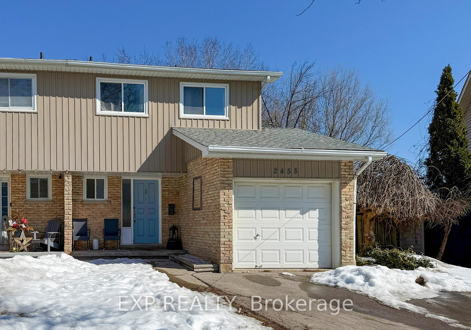 2458-cobbinshaw-cir-drive-mississauga-ontario-w12887424