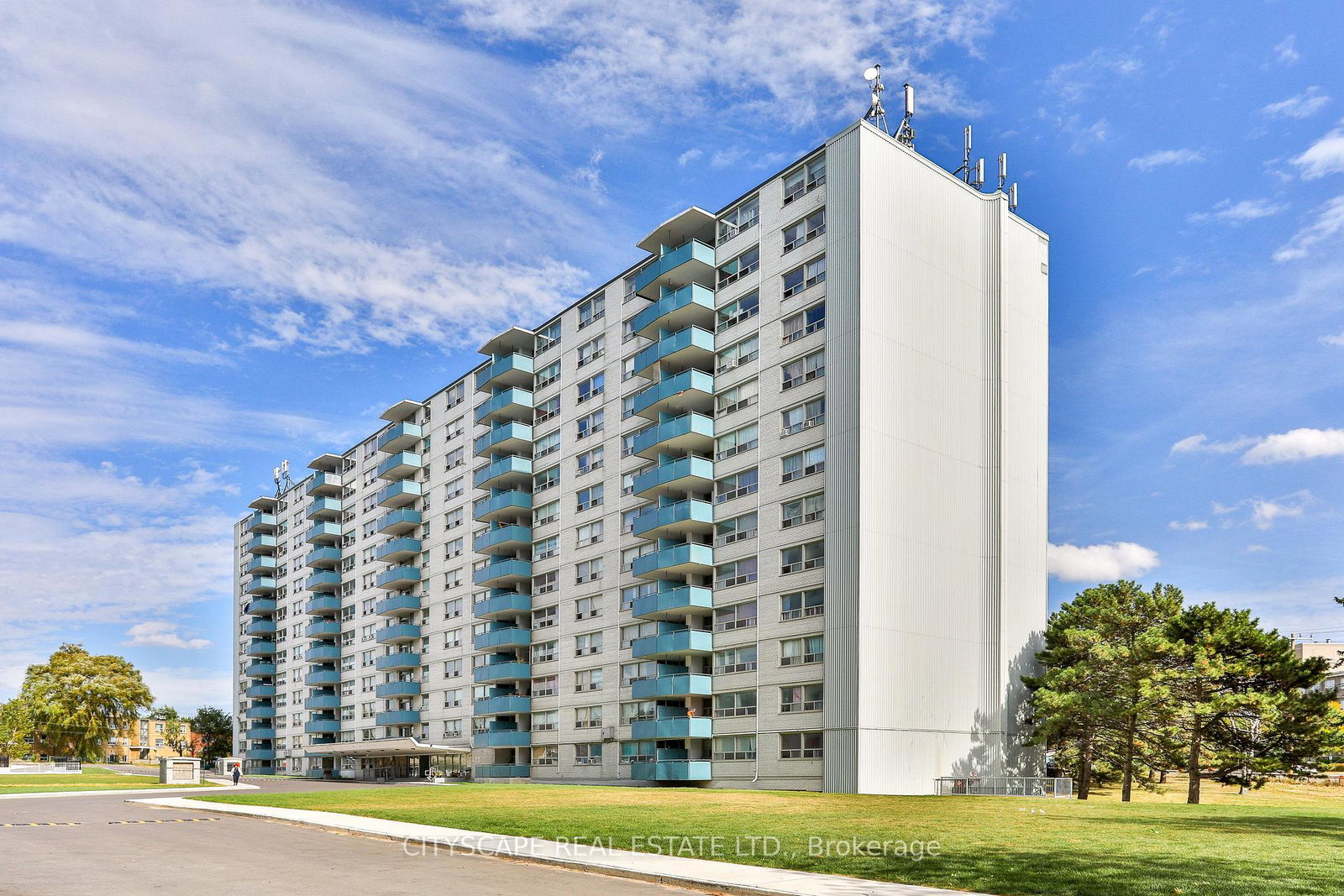 1442-lawrence-avenue-w-north-york-ontario-w12887594