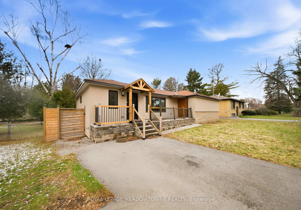 208-glen-oak-drive-oakville-ontario-w12887614