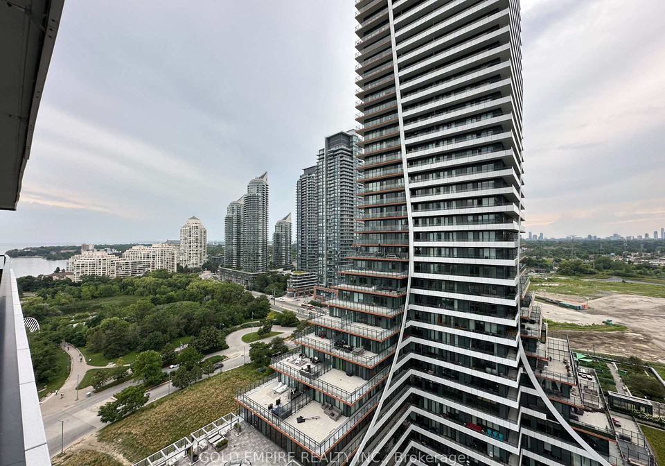 20-shore-breeze-drive-etobicoke-ontario-w12888006