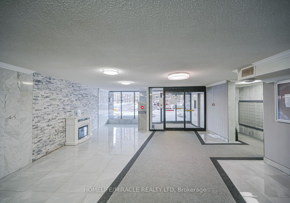 4-kings-cross-road-brampton-ontario-w12888312