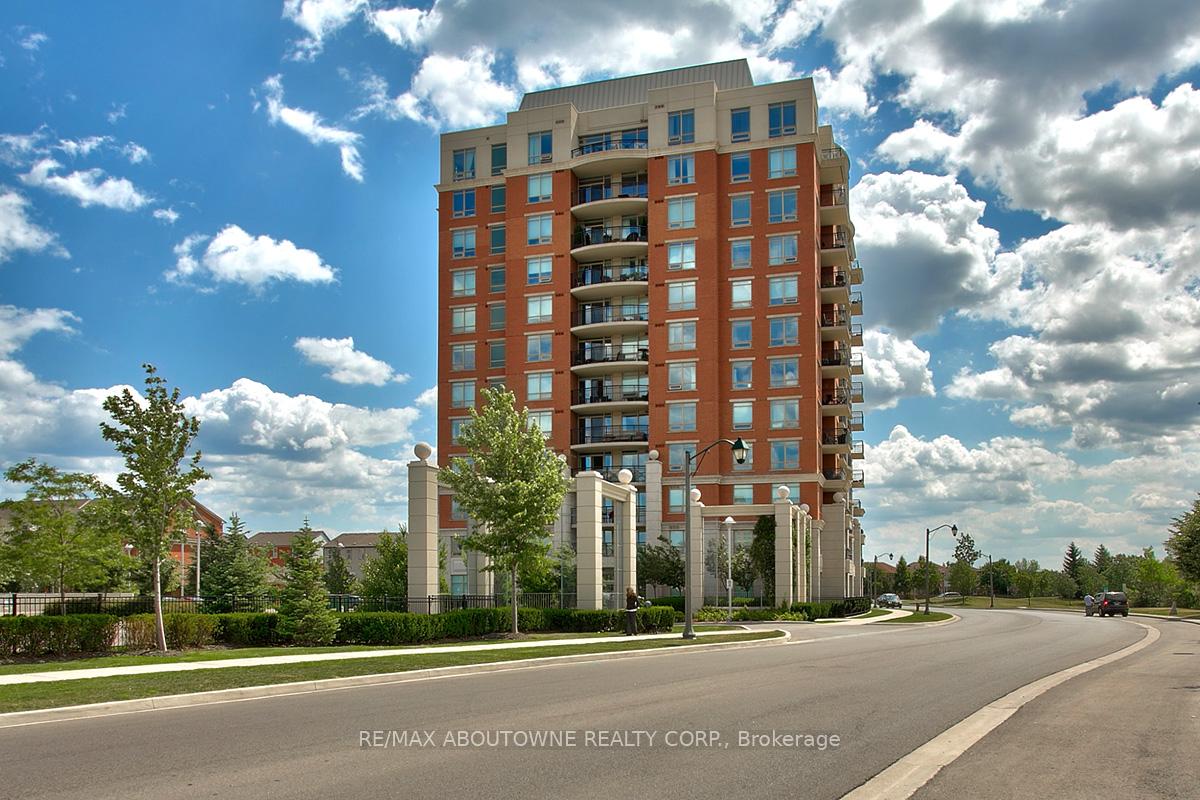 2325-central-park-drive-oakville-ontario-w12888336