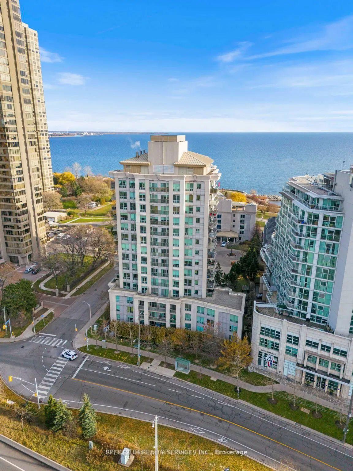 88-palace-pier-court-etobicoke-ontario-w12888408