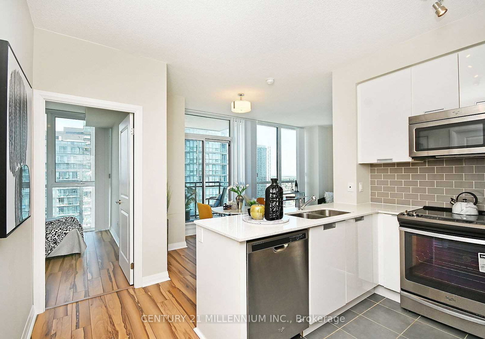 75-eglinton-avenue-w-mississauga-ontario-w12888494