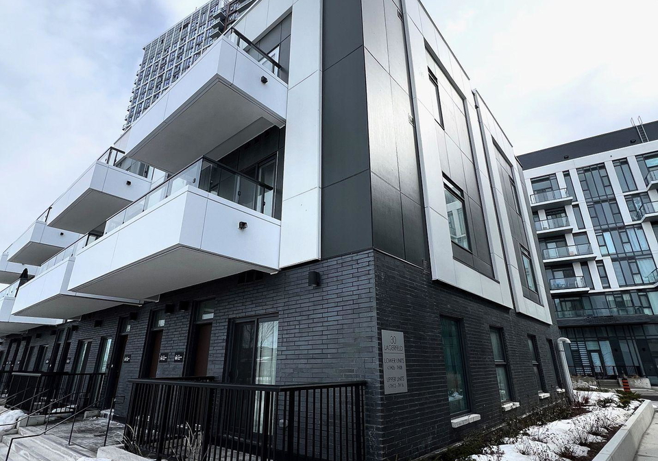 30-lagerfeld-drive-brampton-ontario-w12888682