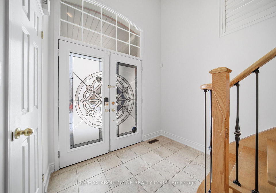 897-stoutt-crescent-milton-ontario-w12888768