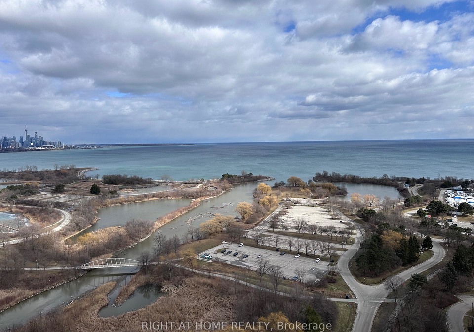 2240-lakeshore-boulevard-w-etobicoke-ontario-w12888840