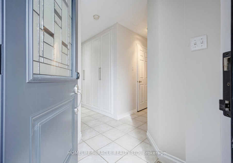 2065-sixth-line-oakville-ontario-w12888964
