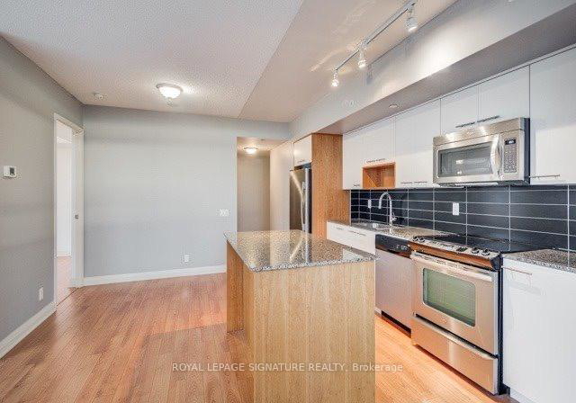 5-valhalla-inn-road-etobicoke-ontario-w12889084