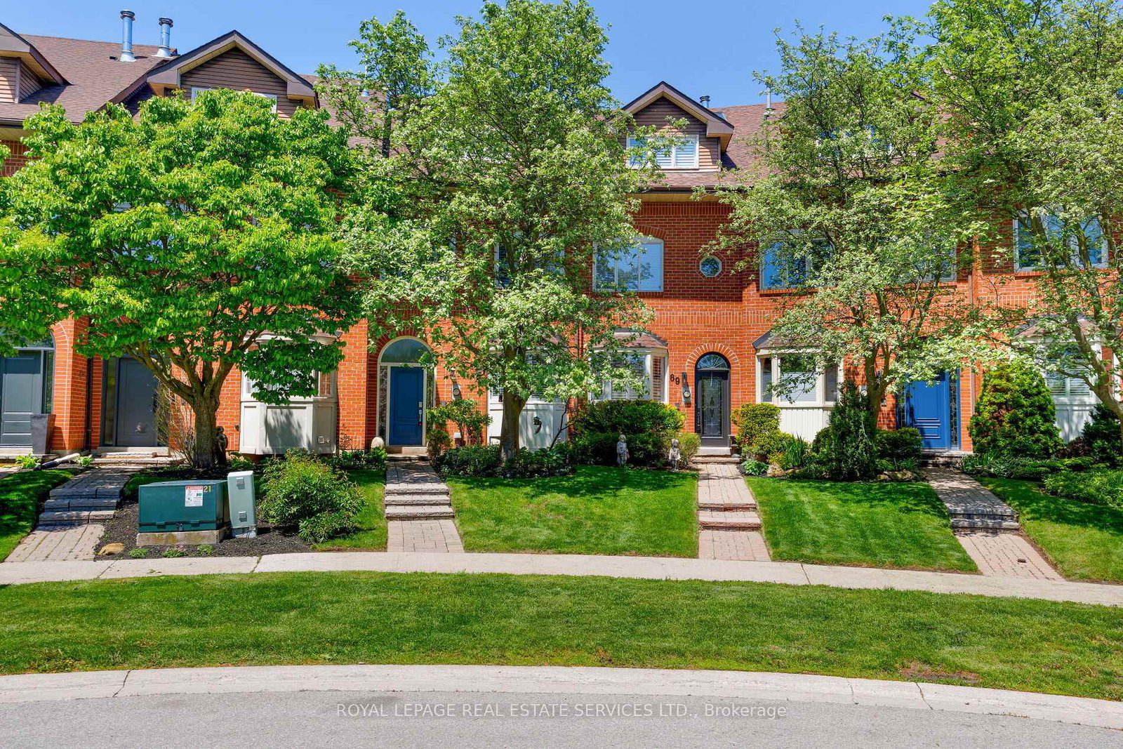 68-tradewind-drive-oakville-ontario-w12889094