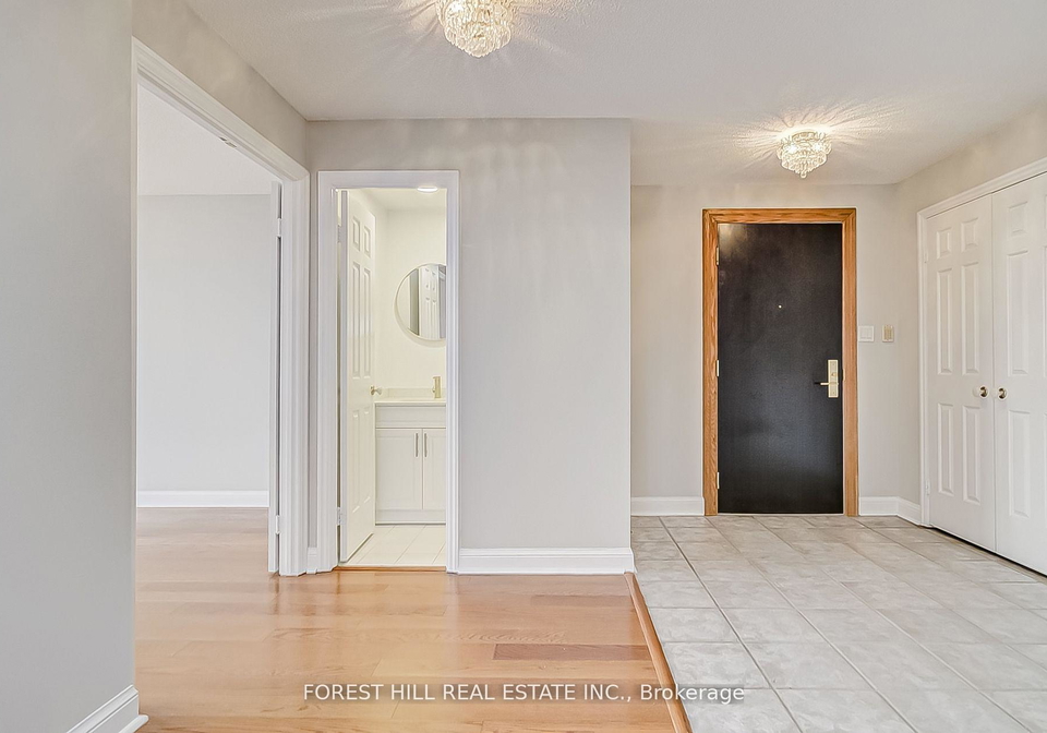 55-kingsbridge-garden-circle-mississauga-ontario-w12889126