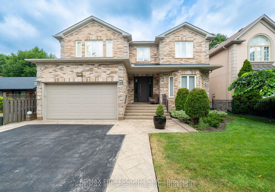 4662-dundas-street-w-etobicoke-ontario-w12889128