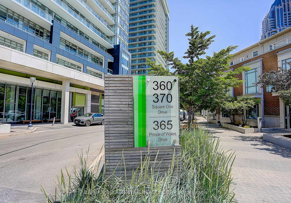 360-square-one-drive-mississauga-ontario-w12889406