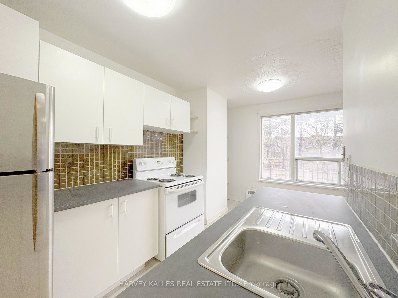 90-blackfriar-avenue-etobicoke-ontario-w12889432