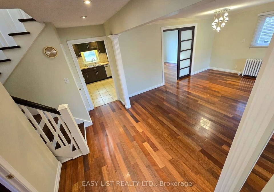 1568-cawthra-court-mississauga-ontario-w12889570