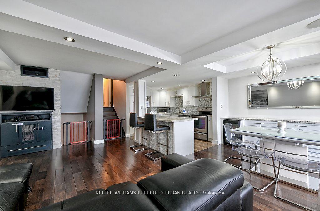 11-wincott-drive-etobicoke-ontario-w12889594