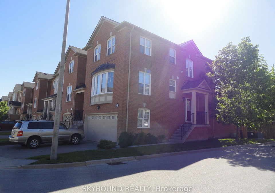 5980-whitehorn-avenue-mississauga-ontario-w12889744